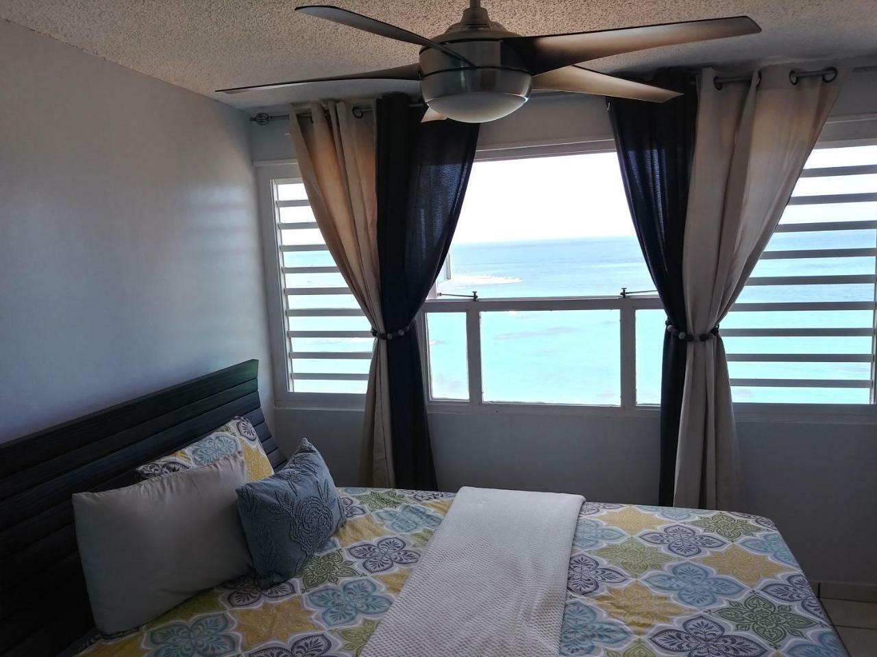 Breezy Beachfront Property With View Of Paradise Luquillo Dış mekan fotoğraf